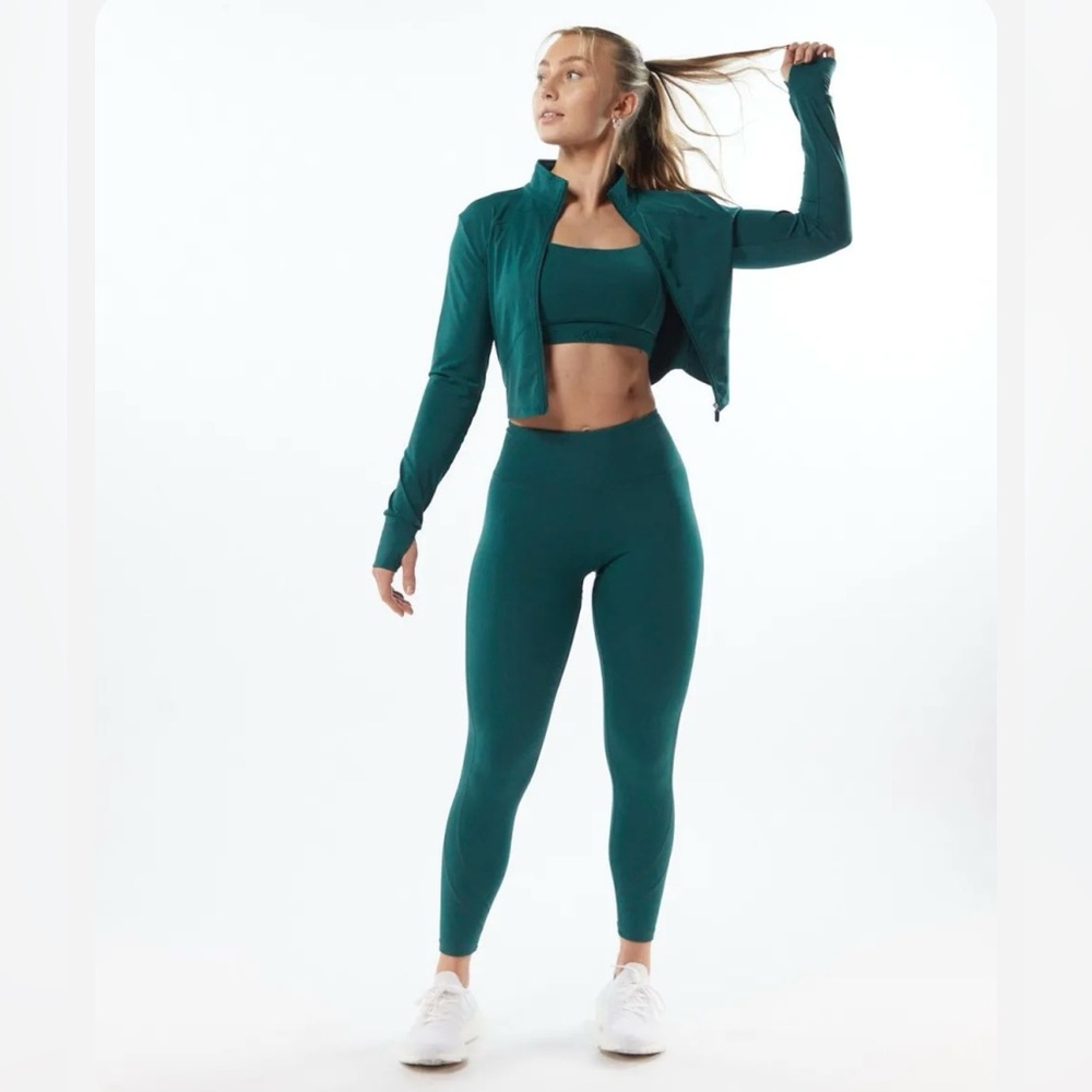 Alphalete Pulse Jacket - Velvet Teal π - Picture 4 of 7